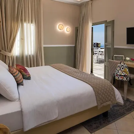 Captivating 2-bed In Imerovigli, Santorini